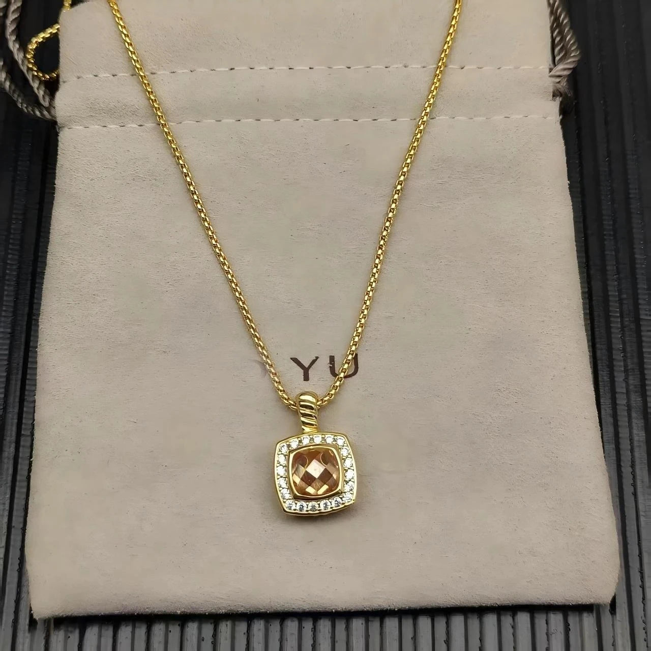 Versatile Zircon Pendant Necklace For Men And Women