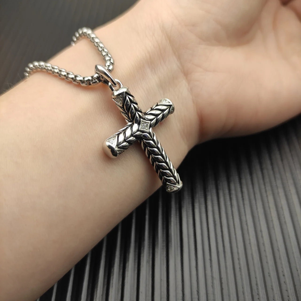 Zircon Square Diamond Cross Necklace Unisex Fine Jewelry