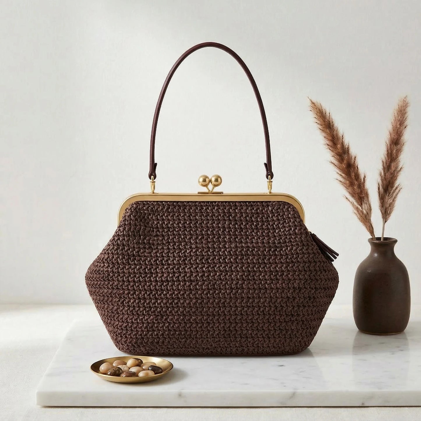 Women Straw Clutch Purses Stylish Woven Bag Versatile Striped Buckle Bag for Summer Vacation Travel