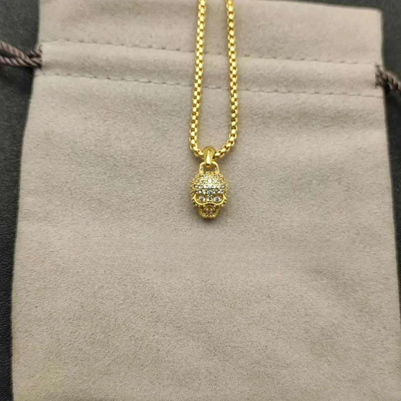 Versatile Zircon Pendant Necklace For Men And Women