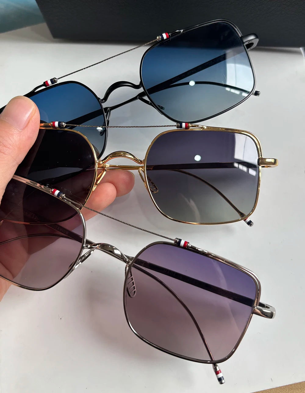 So Smooth Wind Retro Pilot Polarized Sunglasses TBX909