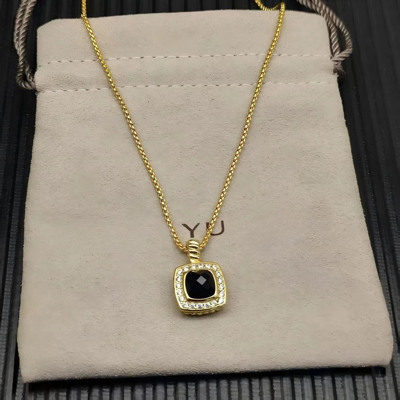 Versatile Zircon Pendant Necklace For Men And Women